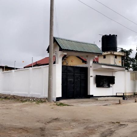شقة دار السلام  في Jambo Hideaway المظهر الخارجي الصورة